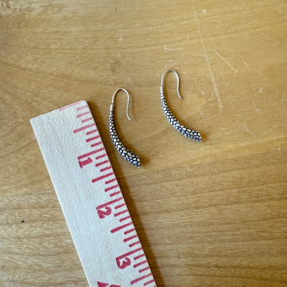 ZINA 925 STERLING SILVER FLUTED STINGRAY DROPS EARRINGS CLASSIC  COMFY TEXTURED - Picture 4 of 5